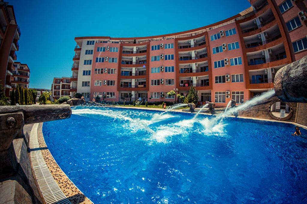 Privilege Fort Beach - Menada Apartments Elenite Luaran gambar