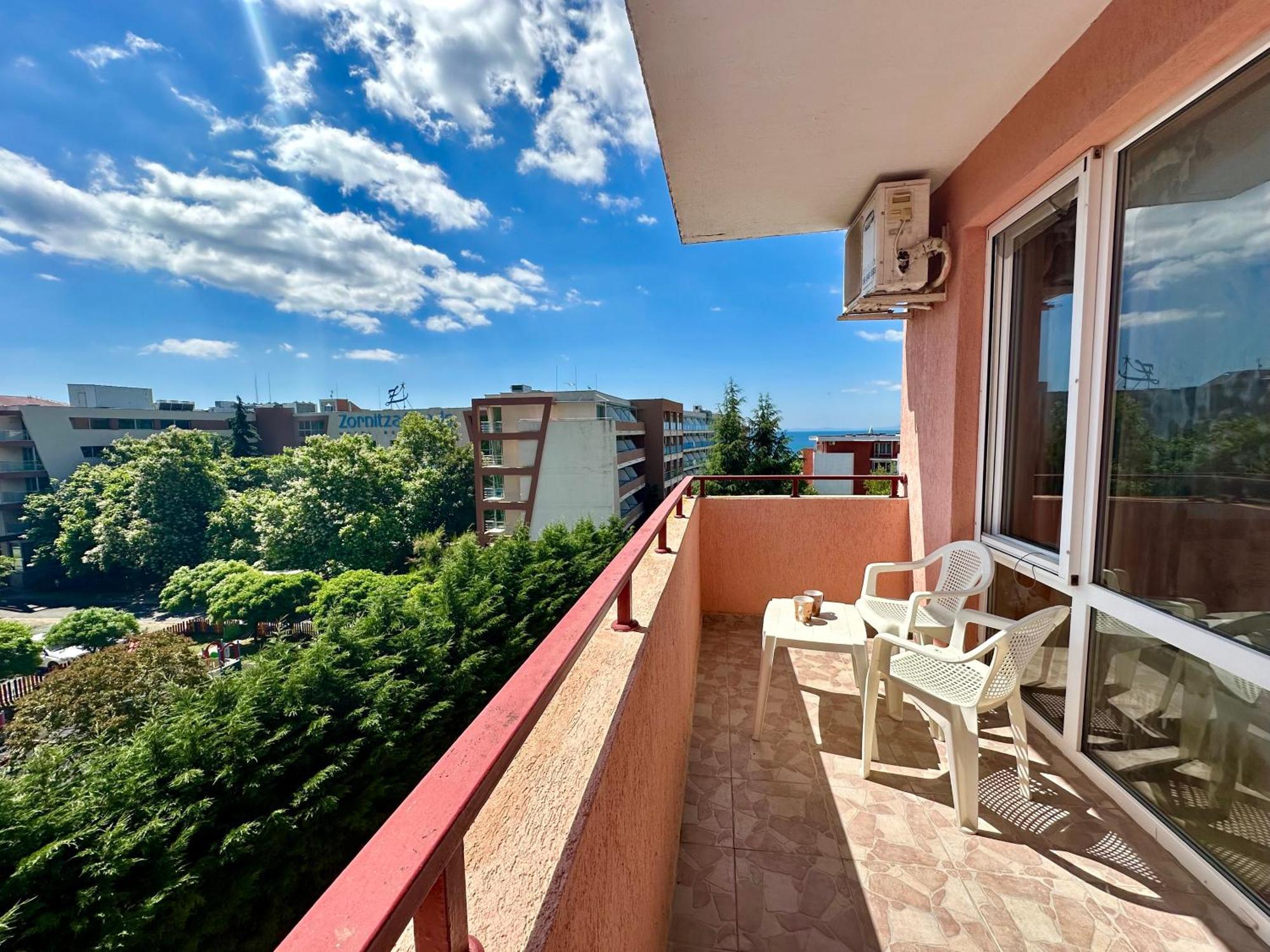 Privilege Fort Beach - Menada Apartments Elenite Luaran gambar